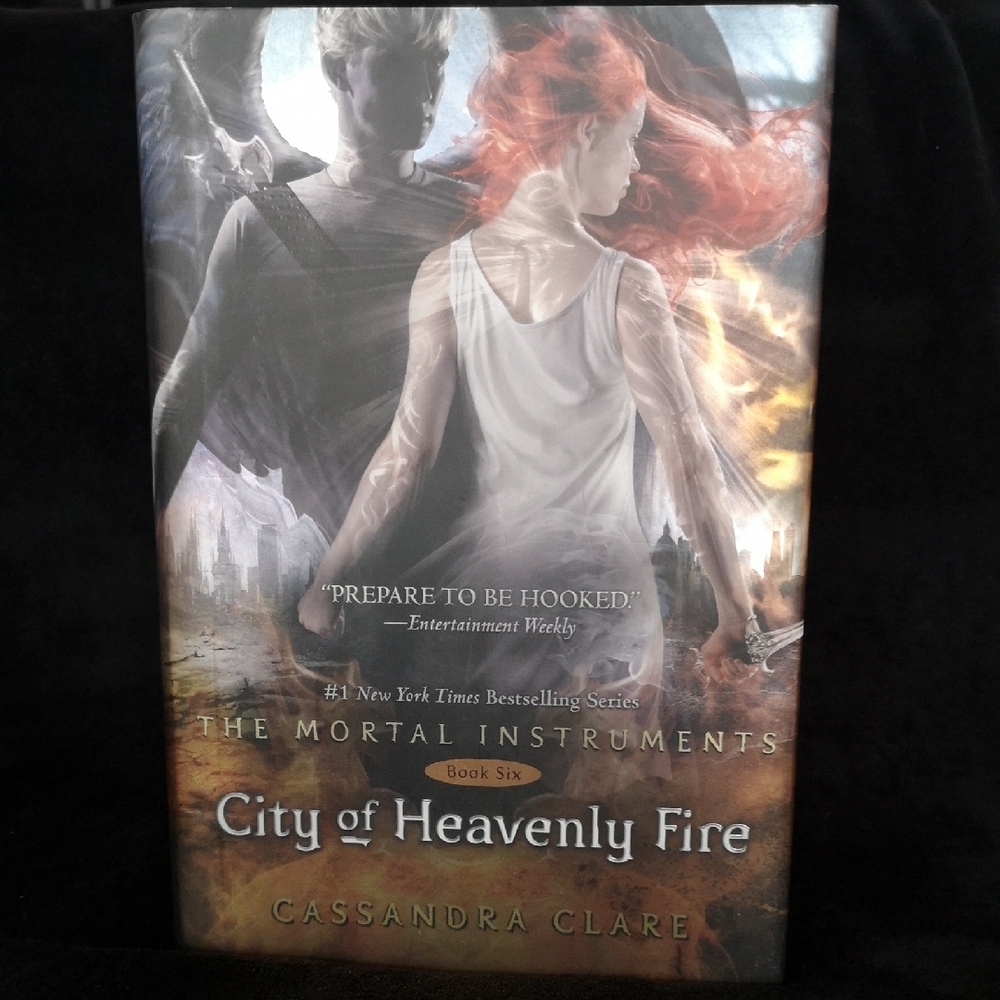 City of Heavenly Fire Book by Author Cassandra Clare In Excellent Condition